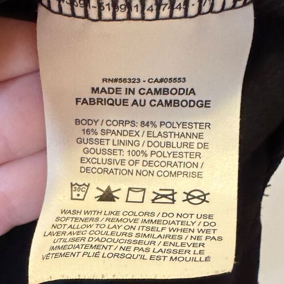 NIKE Sleeveless Logo Tank Black Women’s Size Large - Picture 8 of 8